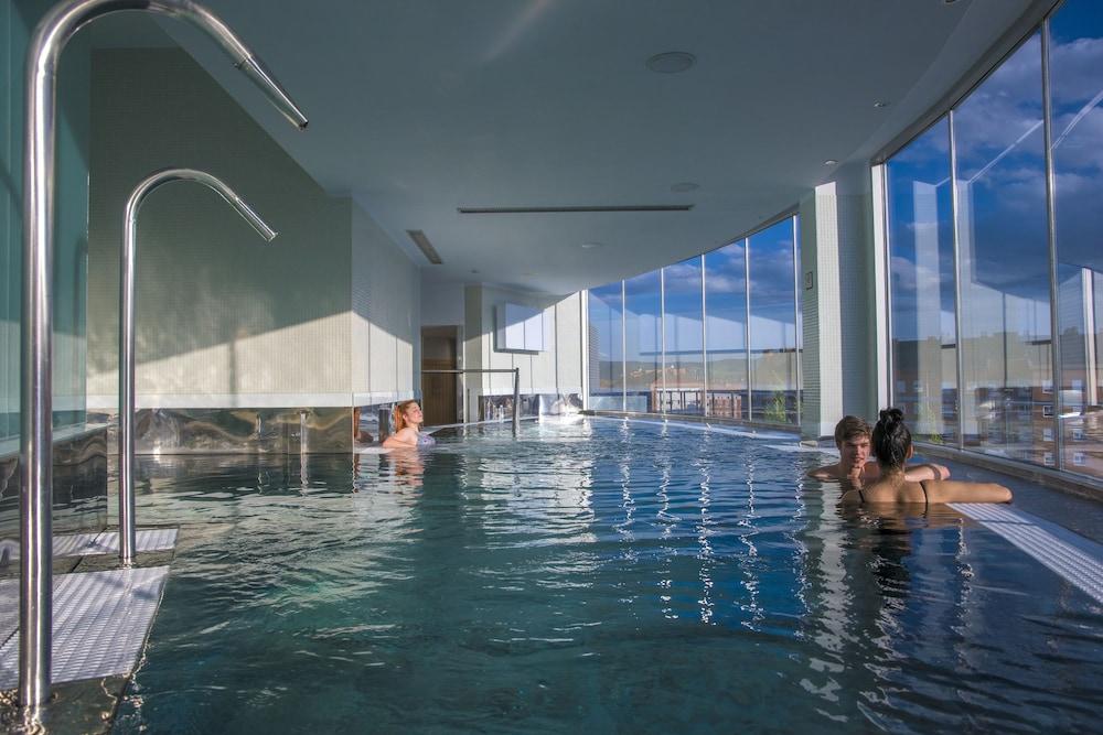 Gran Hotel Lakua ビトリア・ガステイス エクステリア 写真 The spa at The Landmark